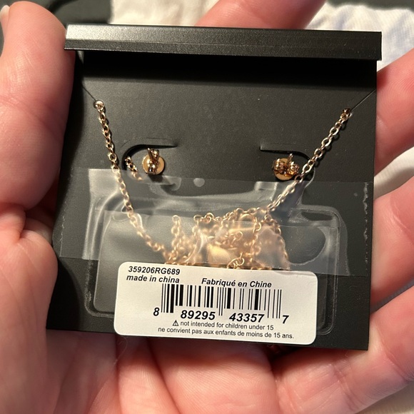 🩷NWT Coach open circle necklace and tea rose stud earring set - Picture 4 of 5